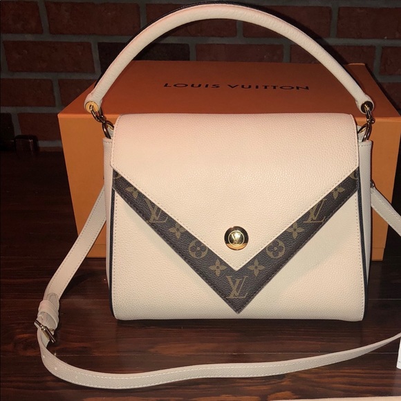 Louis Vuitton Double V - Picture 2 of 8